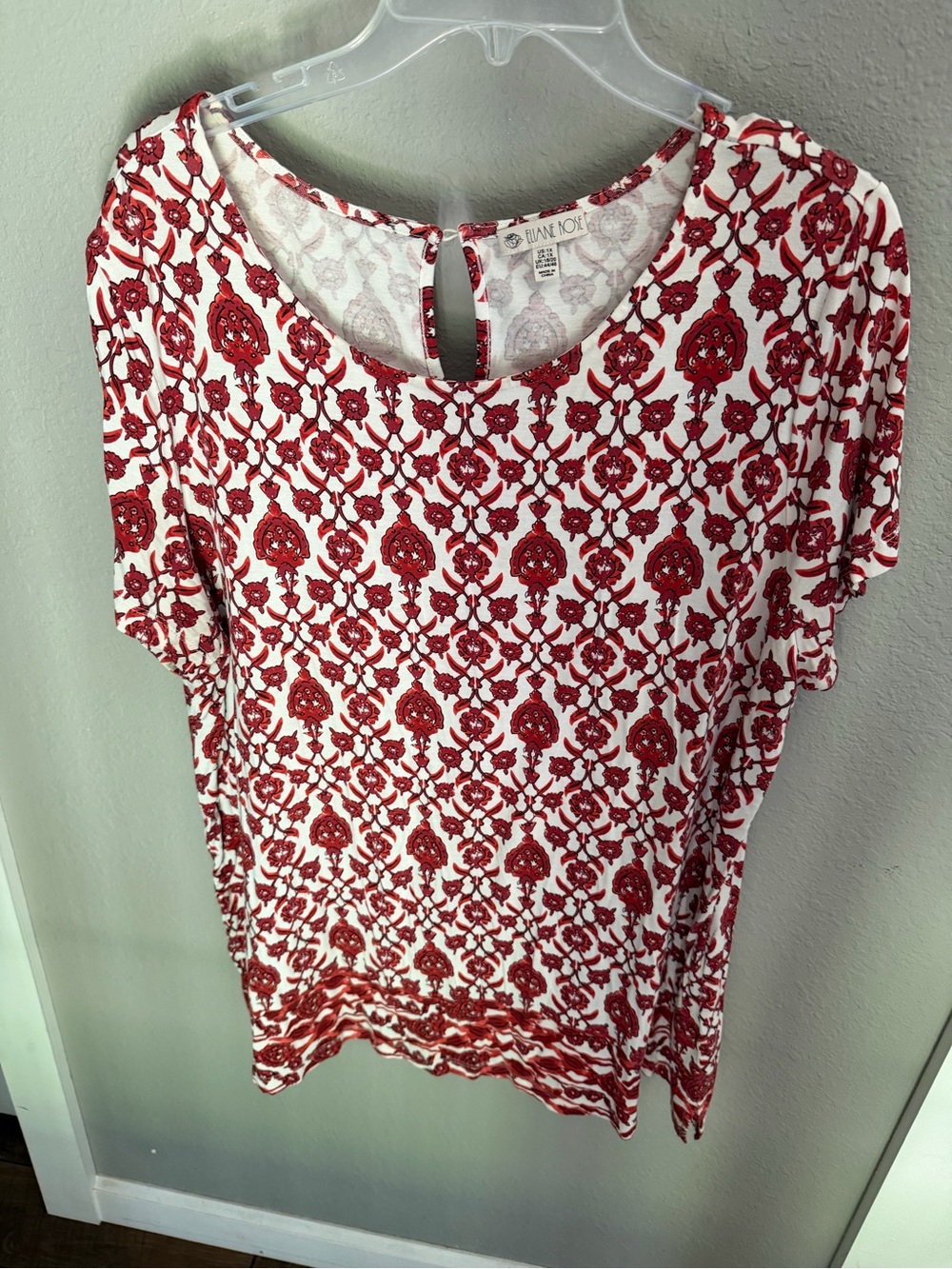 Ivory & Red Floral Medallion Short Sleeve Blouse